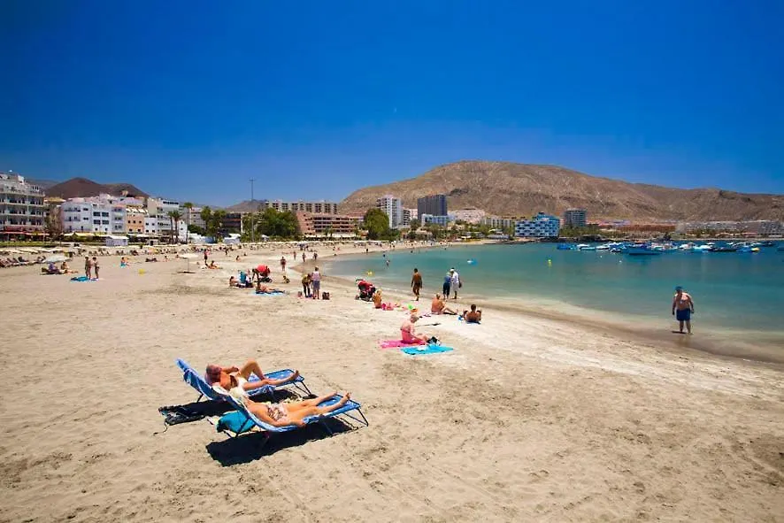 ארונה Ventura Next To The Beach